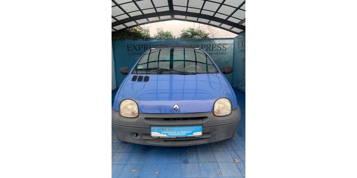 Renault Twingo 53.300 km 990 &euro; Magdeburg - Rothensee 39126