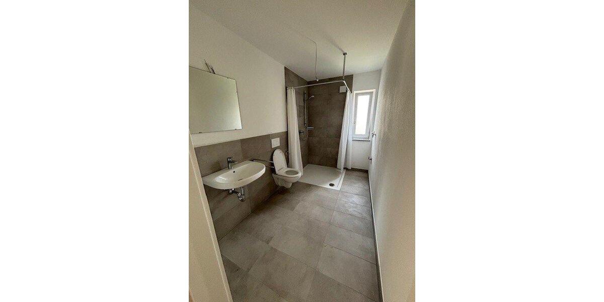 Etagenwohnung Schöfweg - 3.5 Zimmer, 95 m&sup2;, 850&euro; | Angebot:26212477
