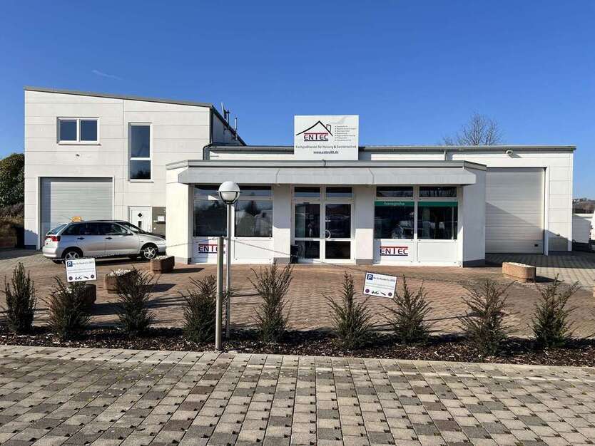 Halle in Mommenheim 850.000 € 651 m²