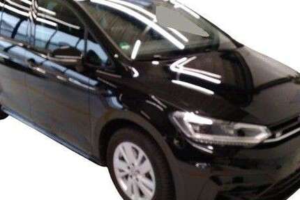 VW Touran 8.639 km 36.950 € Mönchengladbach 41063