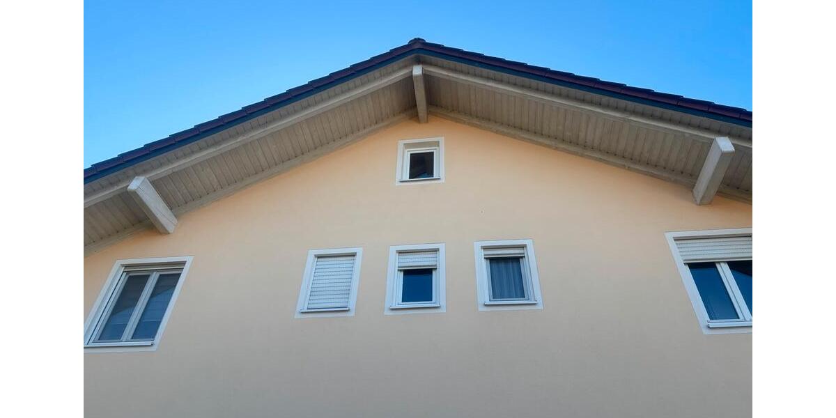 Dachgeschoßwohnung Eichendorf - 3 Zimmer, 83 m&sup2;, 810&euro; | Angebot:26409135