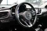Kia Stonic 1.0 T-GDI PLATIUM-EDITION / SCHIEBEDACH / 62.000 km 14.444 &euro; Hamm 59077