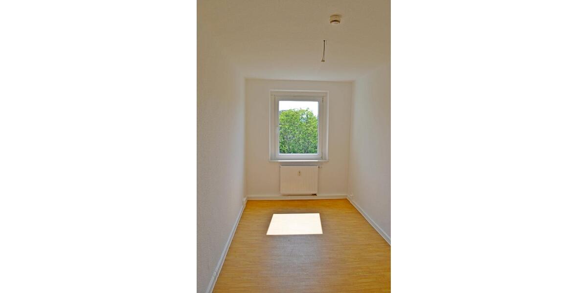 Etagenwohnung Sangerhausen - 4 Zimmer, 72 m&sup2;, 417&euro; | Angebot:26381085