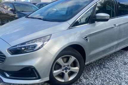 Ford S-Max 178.820 km 11.150 &euro; Berlin 12059