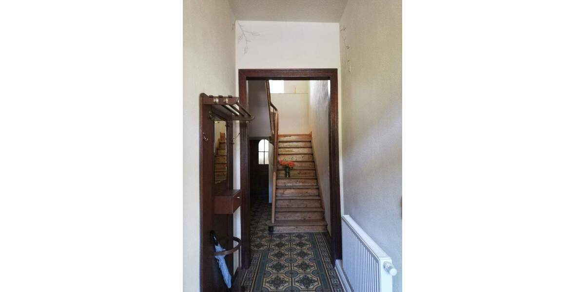 Einfamilienhaus Reil - 5 Zimmer, 142 m&sup2;, 1.200&euro; | Angebot:25870177