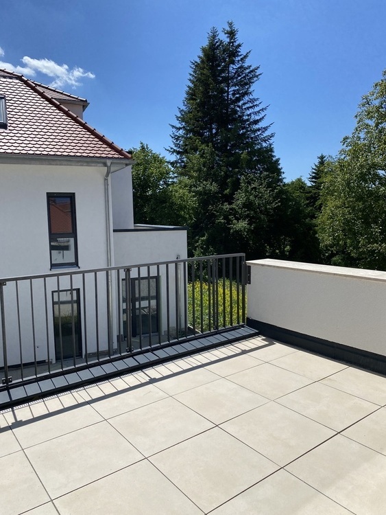 Moderne 3-Zimmerwohnung mit sonniger Terrasse und viel Tageslicht zimmer