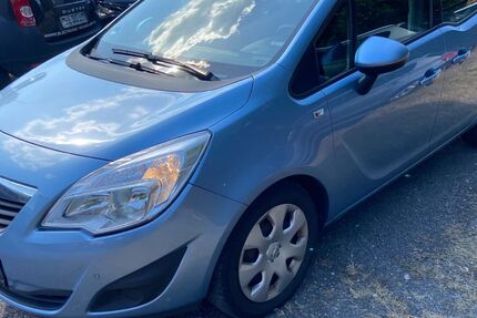 Opel Meriva 168.000 km 4.990 &euro; Hanau 63452