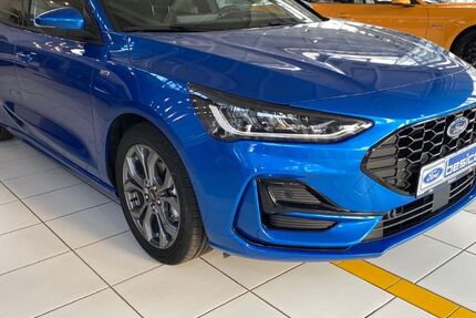Ford Focus 5.500 km 30.590 &euro; Glauchau 08371