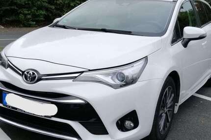 Toyota Avensis 83.500 km 16.500 € Pirna 01796