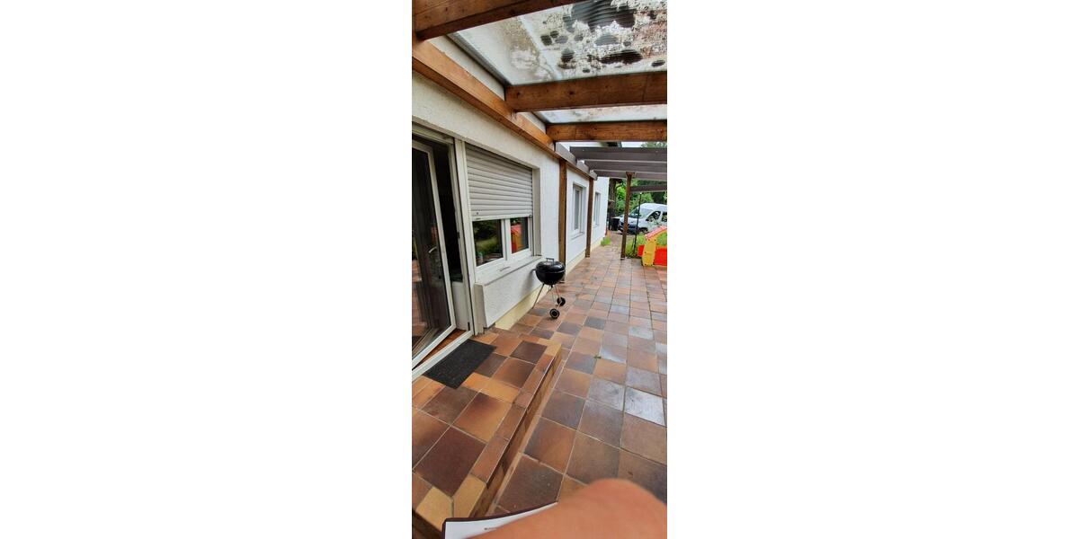 4 Zimmer Wohnung mit Terrasse EBK eigener Parkplatz 4 zimmer