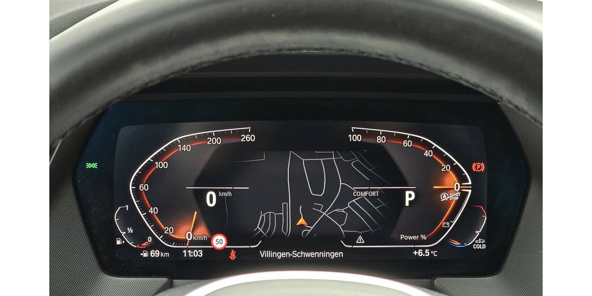 BMW 118i ADVANTAGE/VIRTUAL/NAVI//SITZHEIZUNG/1.HAND 28.344 km 24.900 &euro; Villingen-Schwenningen 78054