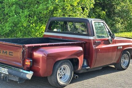 GMC Sierra