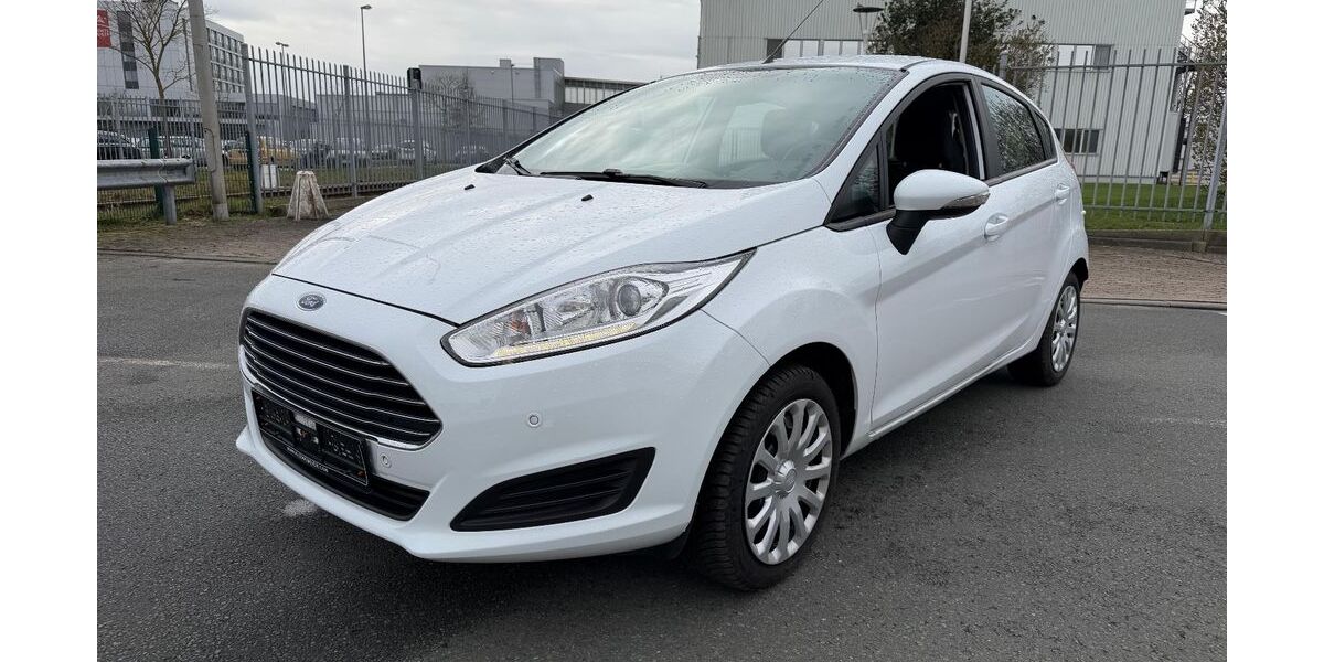 Ford Fiesta 85.000 km 5.690 &euro; Minden 32425