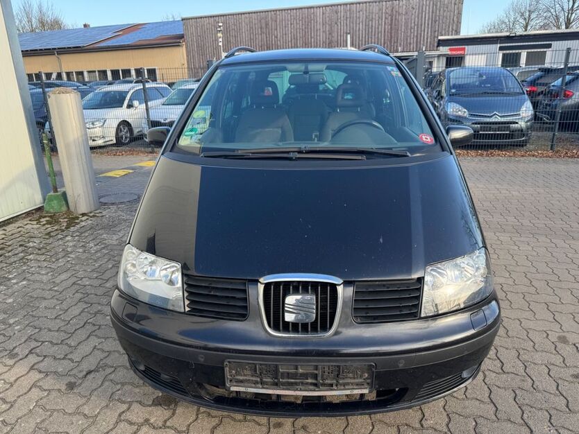 Seat Alhambra 273.000 km 1.299 € Stockelsdorf 23617