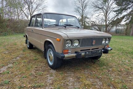 Lada Andere
