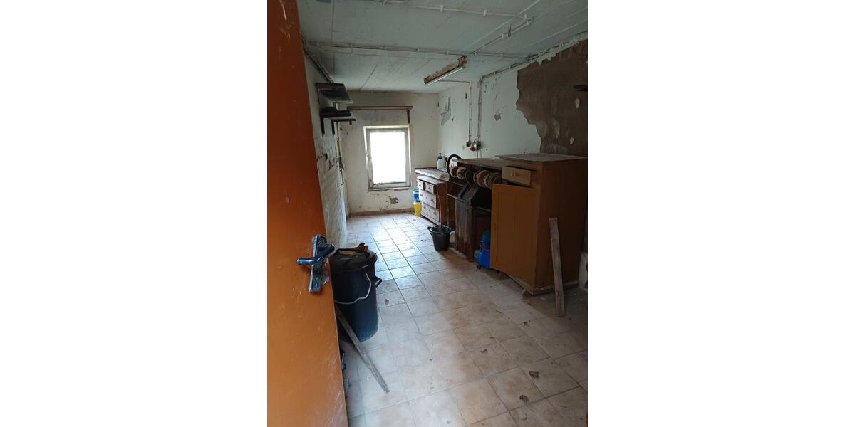 Einfamilienhaus Idar-Oberstein Oberstein - 7 Zimmer, 151 m&sup2;, 130.000&euro; | Angebot:26818568