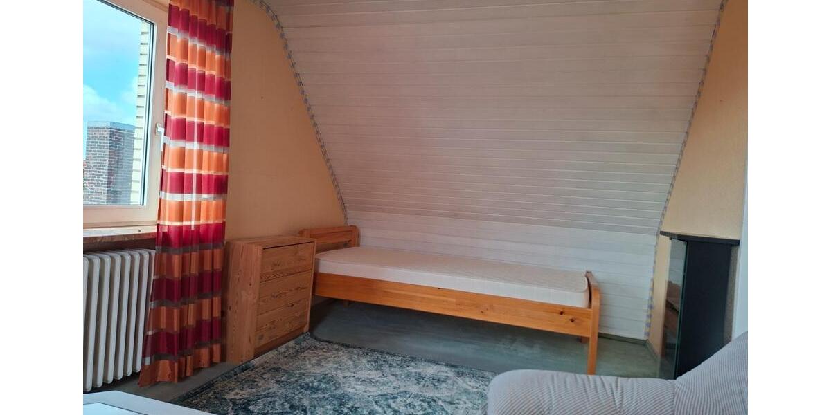Einfamilienhaus Bremerhaven Schiffdorferdamm - 4 Zimmer, 120 m&sup2;, 190.000&euro; | Angebot:27111446