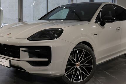 Porsche Cayenne 9.000 km 142.890 &euro; Grainau 82491