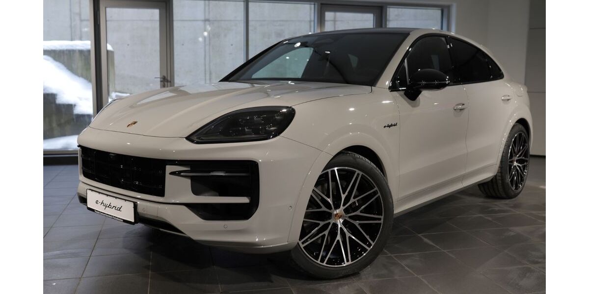 Porsche Cayenne 9.000 km 142.890 &euro; Grainau 82491