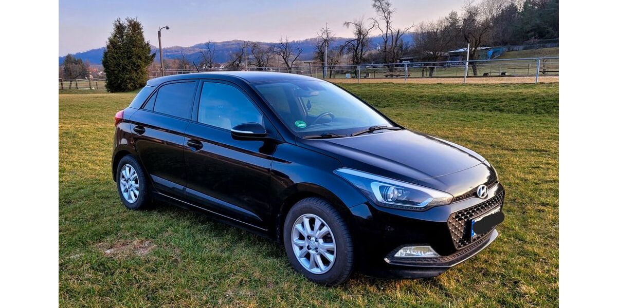 Hyundai i20 109.830 km 7.800 &euro; Treffurt 99930