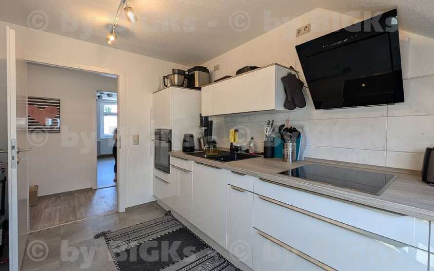 BIGKs - Zella-Mehlis: 3 Zimmer Wohnung,sep.Küche,Bad mit Dusche, GROSSER GARTEN (-;) 3 zimmer