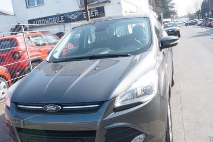 Ford Kuga 198.000 km 6.999 &euro; Köln 51143