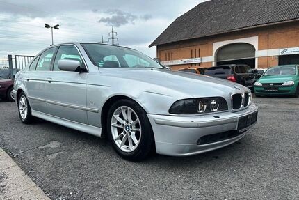 BMW 525