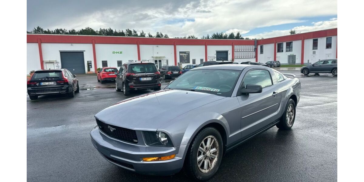 Ford Mustang 104.000 km 11.499 &euro; Velten 16727
