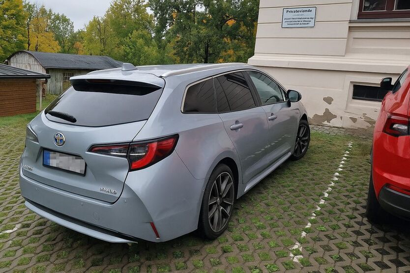 Toyota Corolla 98.510 km 21.000 € Plauen 08523
