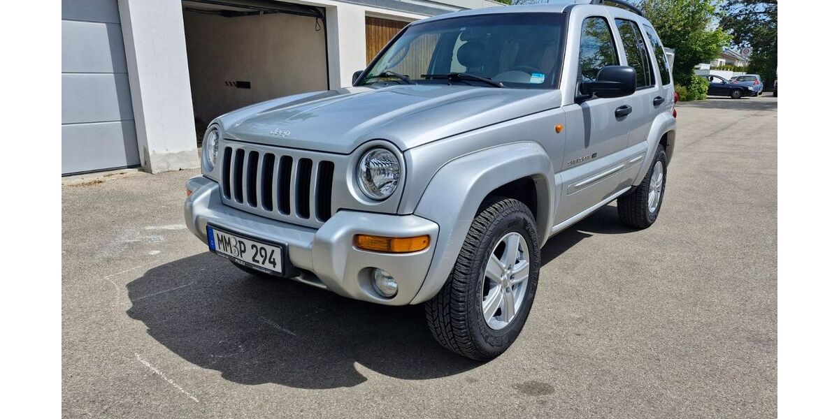 Jeep Cherokee 104.000 km 8.100 &euro; Memmingen 87700