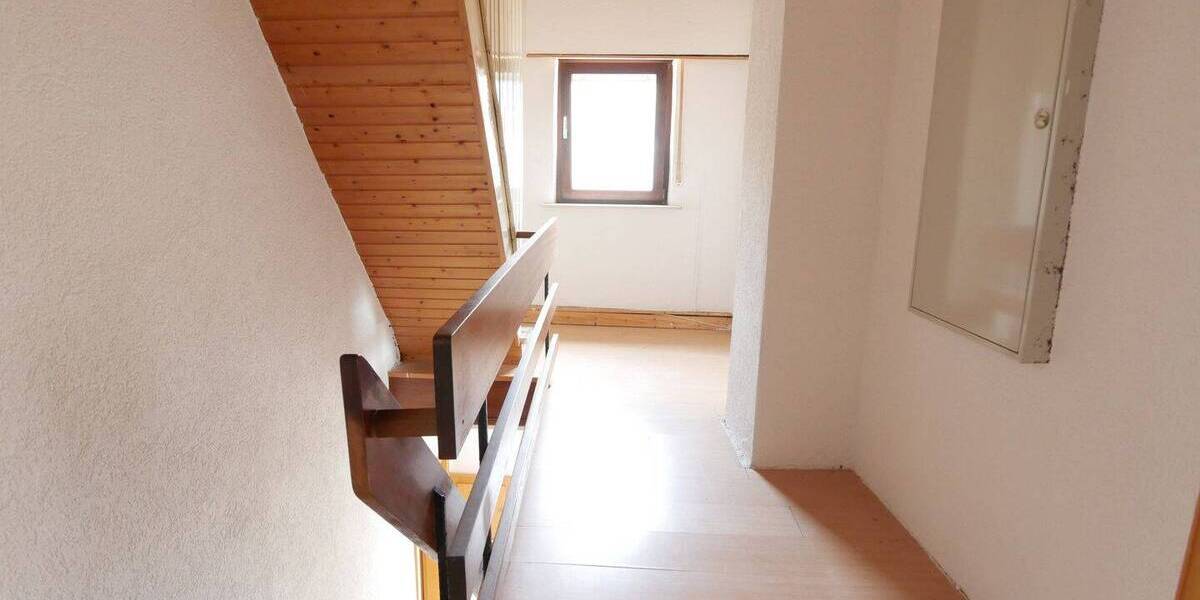 Einfamilienhaus Roschbach - 6 Zimmer, 133 m&sup2;, 169.000&euro; | Angebot:25685997