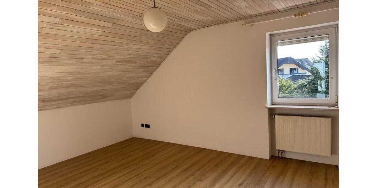 Einfamilienhaus Straubing - 5 Zimmer, 160 m&sup2;, 1.450&euro; | Angebot:25431384