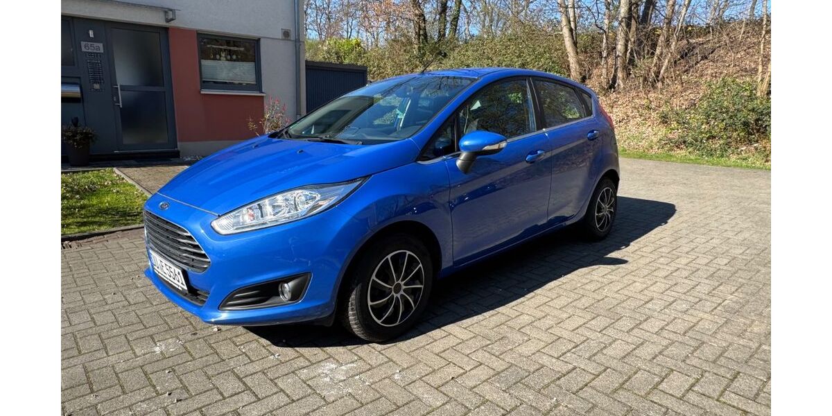 Ford Fiesta 123.000 km 4.500 &euro; Duisburg 47167