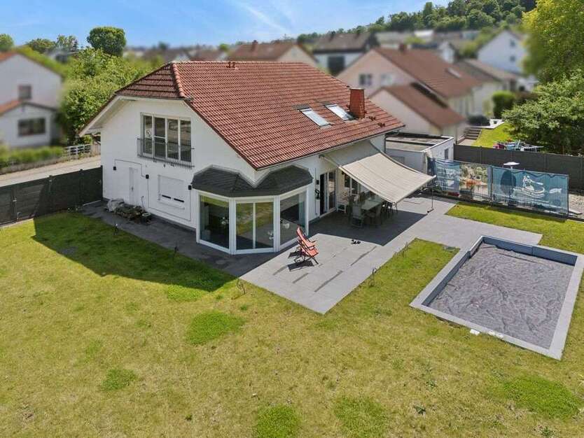 Haus zum Kaufen in Löhnberg 595.000 € 173.6 m²