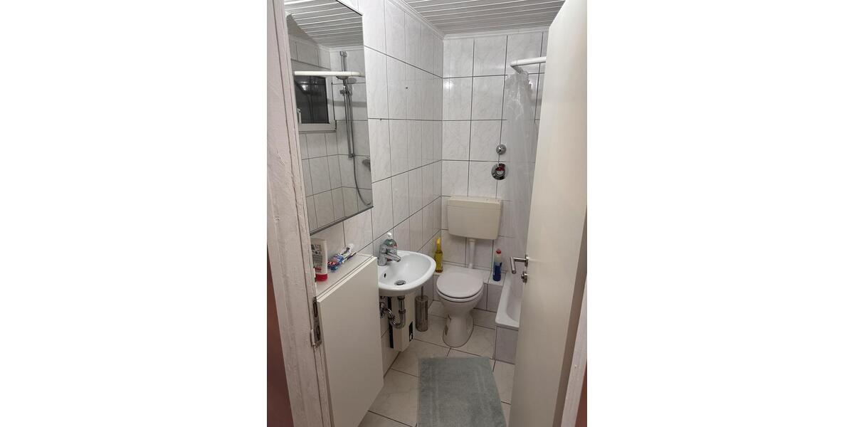 Dachgeschoßwohnung Bremen Neustadt - 1.5 Zimmer, 40 m&sup2;, 650&euro; | Angebot:25407607