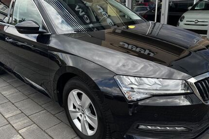 Skoda Superb 65.800 km 23.499 &euro; Aschaffenburg 63741