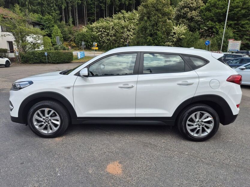 Hyundai TUCSON 140.000 km 13.900 € CLAUSEN 66978