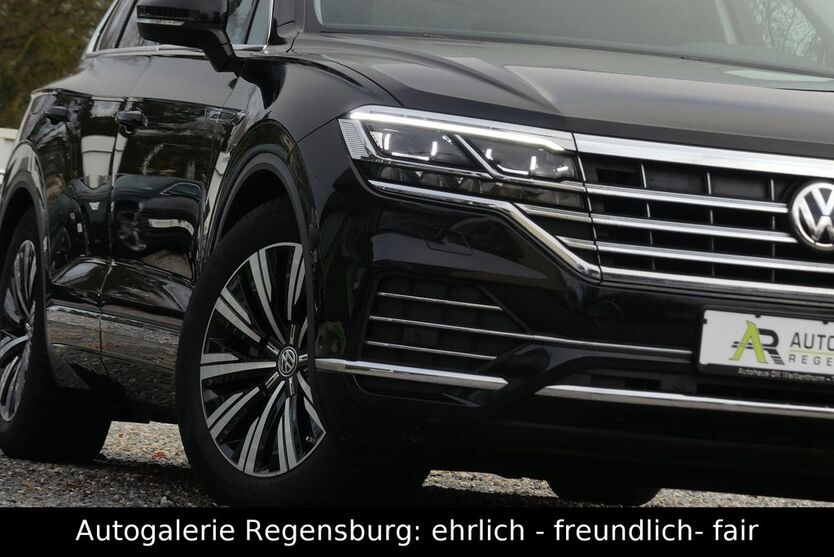 VW Touareg 77.000 km 39.950 € Regensburg 93059