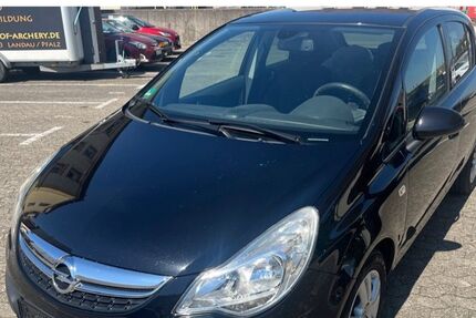 Opel Corsa 115.966 km 3.999 &euro; Landau 76829