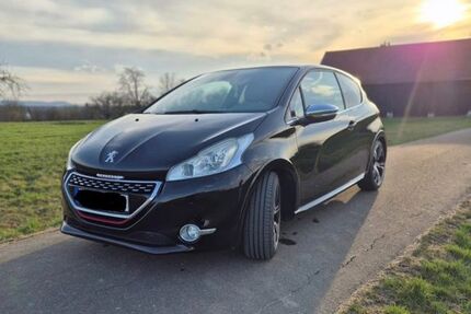 Peugeot 208 142.000 km 7.999 &euro; Schlierbach 73278