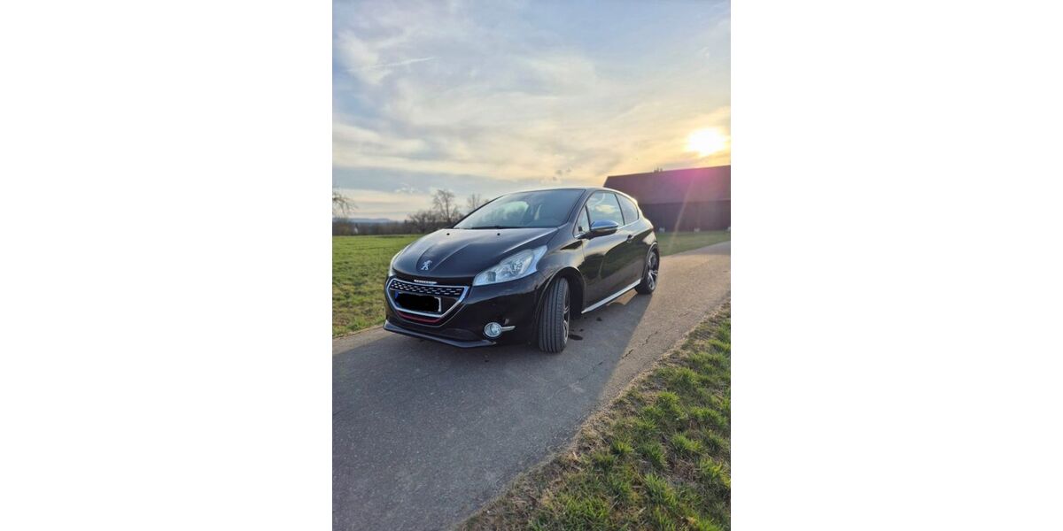 Peugeot 208 142.000 km 7.999 &euro; Schlierbach 73278