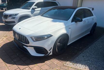 Mercedes A 45 AMG