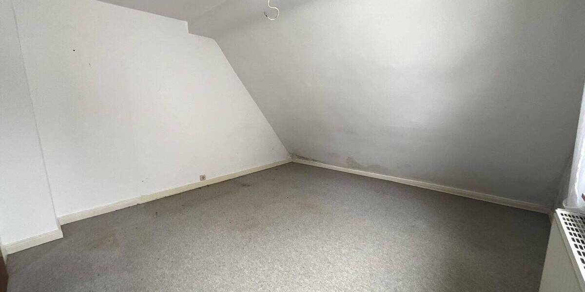 Doppelhaushälfte Eschwege Oberdünzebach - 4 Zimmer, 115 m&sup2;, 115.000&euro; | Angebot:26105760