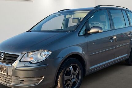 VW Touran 214.394 km 2.399 &euro; Brehna 06796