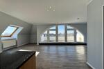Einfamilienhaus Neumünster - 5 Zimmer, 140 m&sup2;, 1.200&euro; | Angebot:25871149