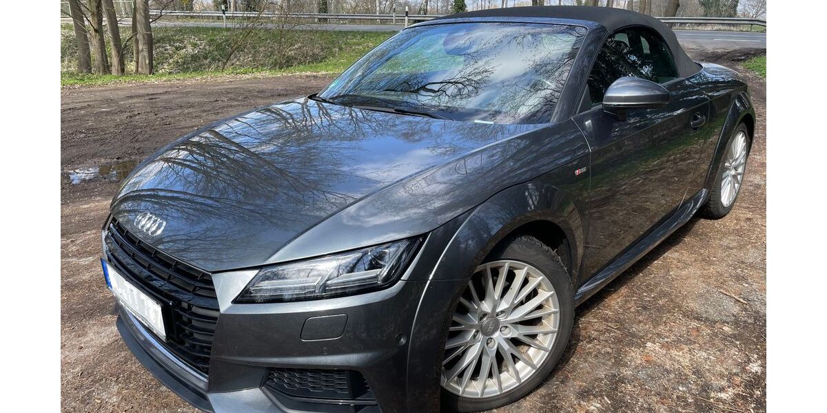 Audi TT 140.000 km 22.222 &euro; Oldenburg 26133