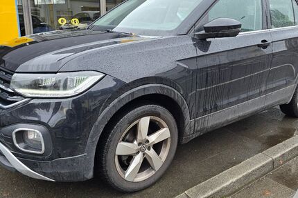 VW T-Cross 96.876 km 18.900 &euro; Brühl 50321