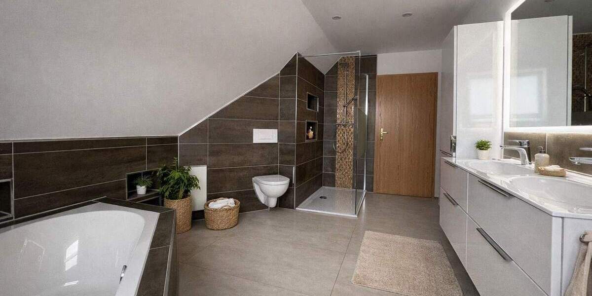 Einfamilienhaus Sanitz - 7 Zimmer, 250 m&sup2;, 575.000&euro; | Angebot:25336444