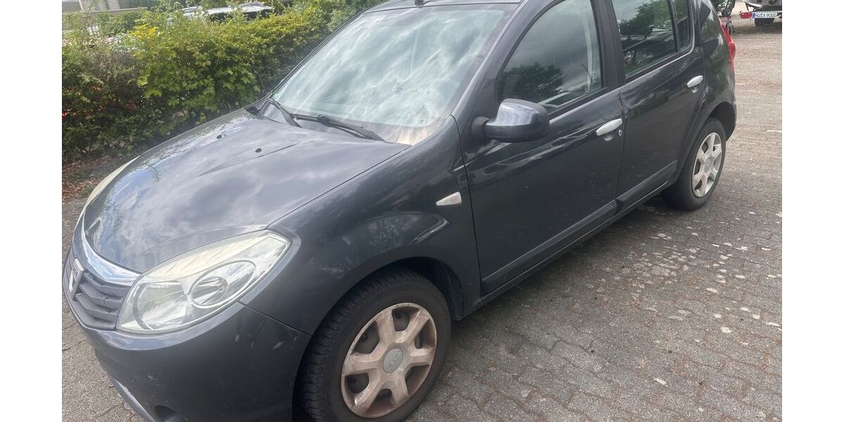 Dacia Sandero 238.000 km 1.290 € Hanau 63452