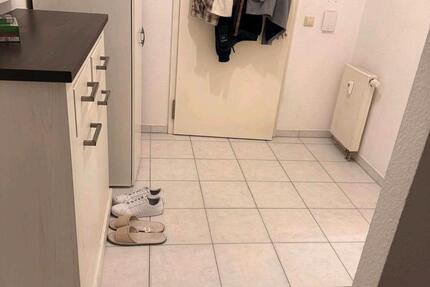 Vermieten schöne 2 Raumaltbauwohnung in Stadtmitte 2 zimmer